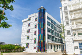 Bear & Bird Hotel โรงแรม แบร์ แอนด์ เบิร์ด